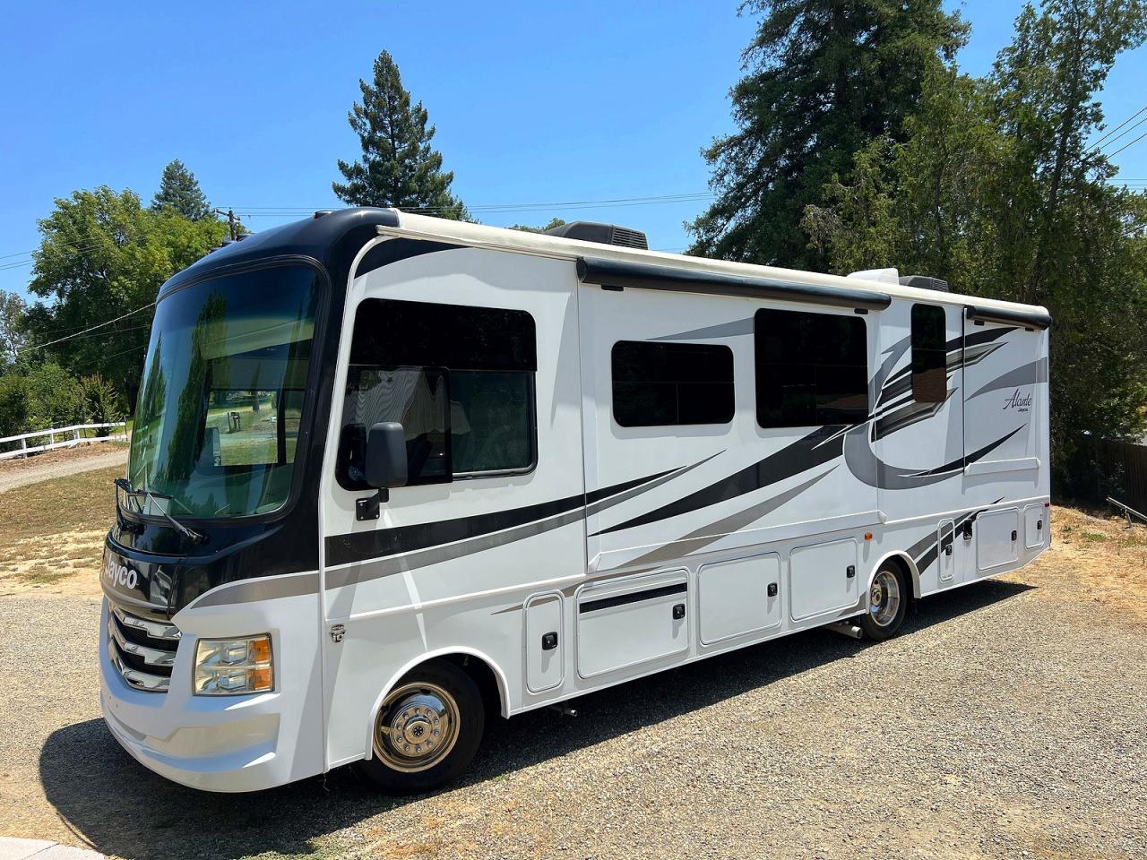 2018 FORD F53 — снимка 2