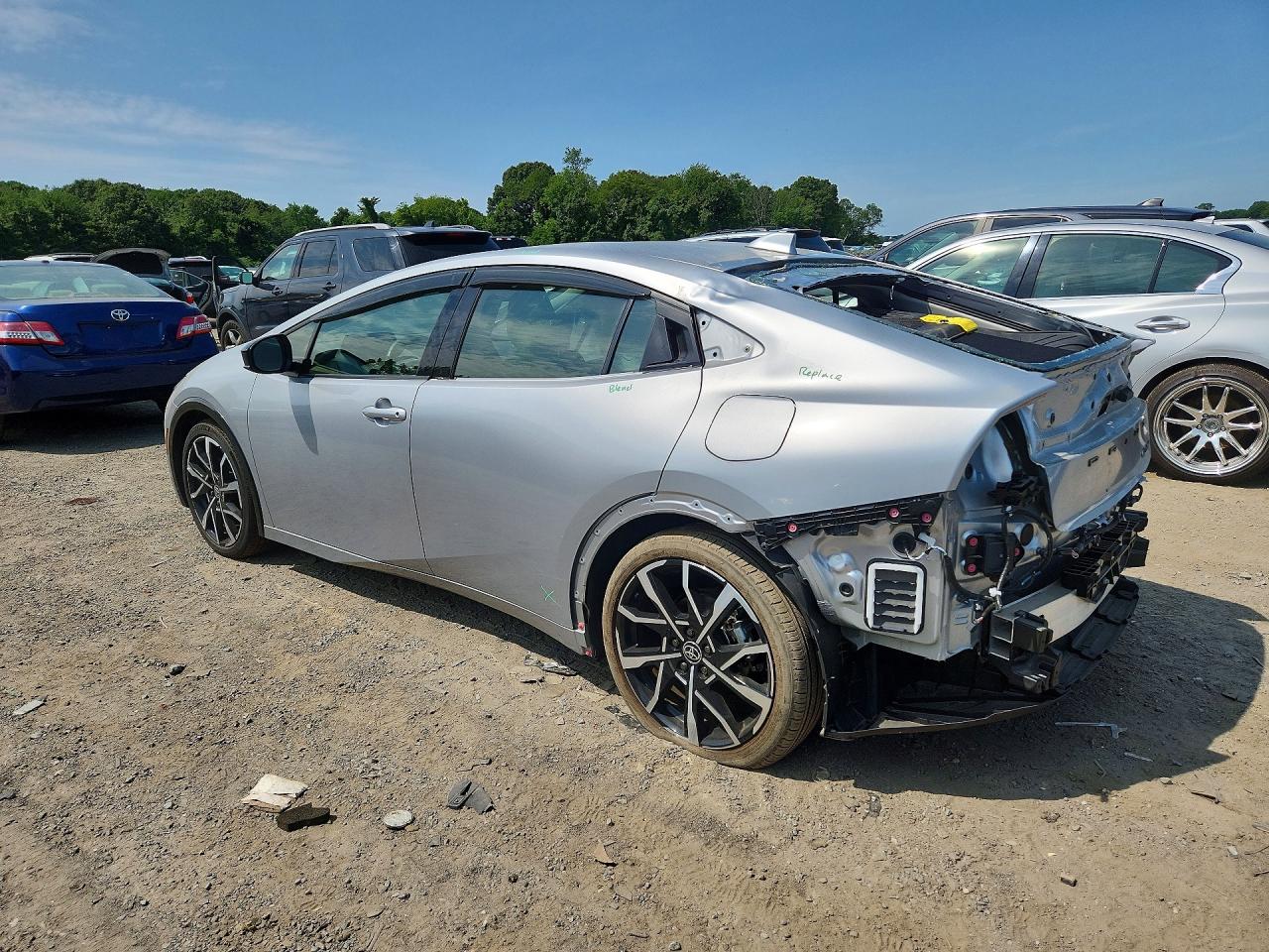 2024 TOYOTA PRIUS PRIME XSE — снимка 2