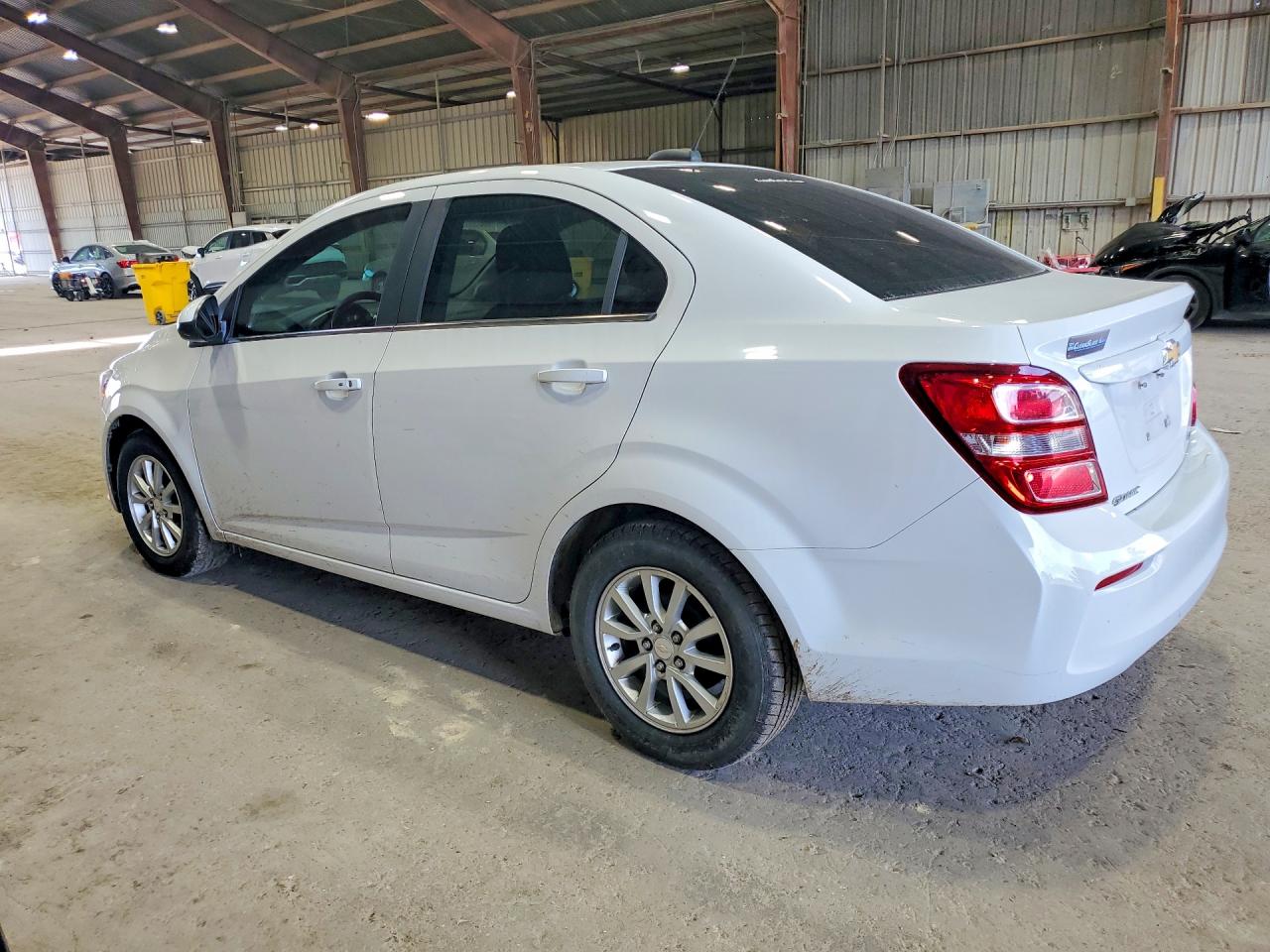 2019 CHEVROLET SONIC LT — снимка 2
