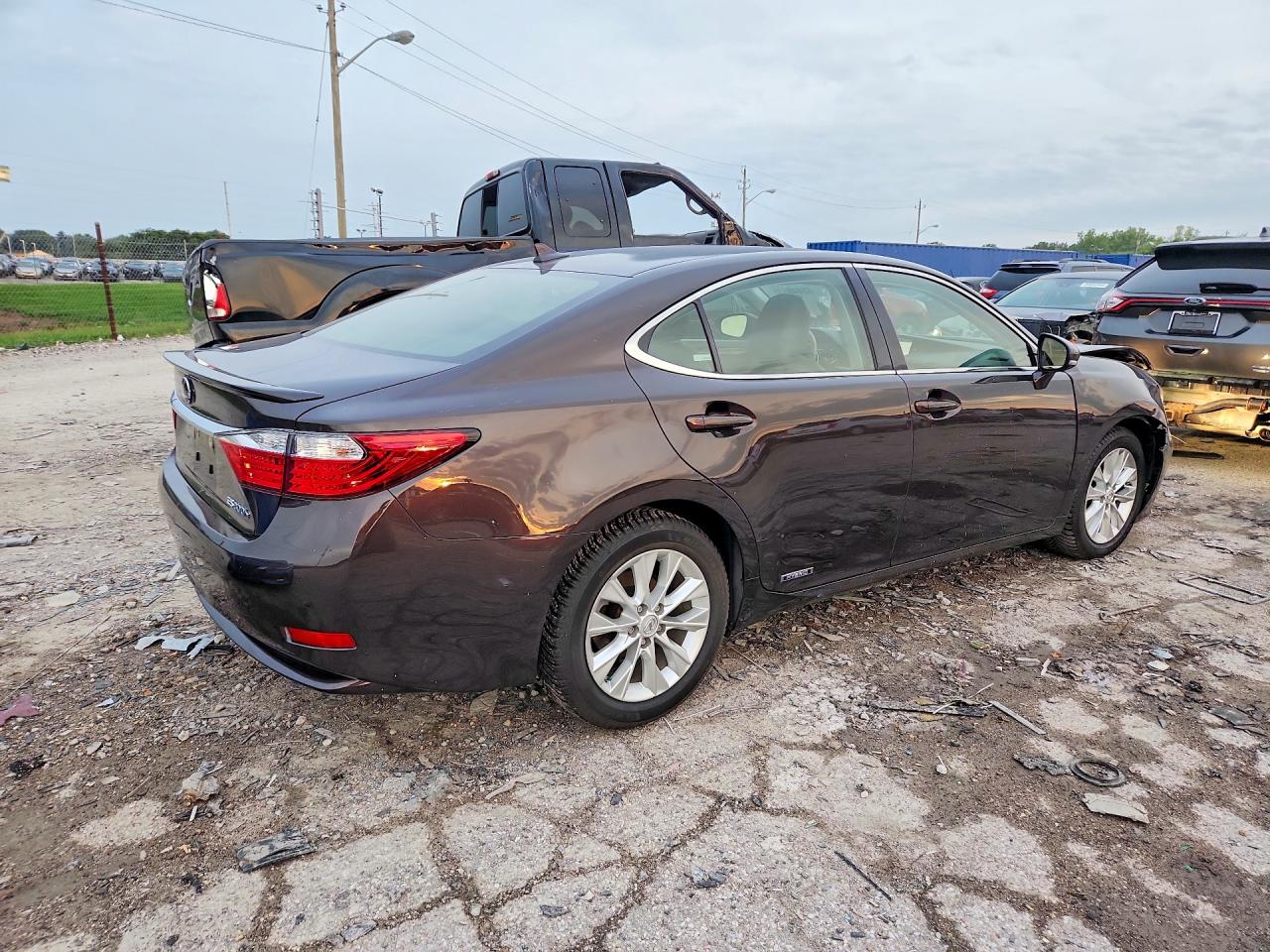 2013 LEXUS ES 300H — снимка 3