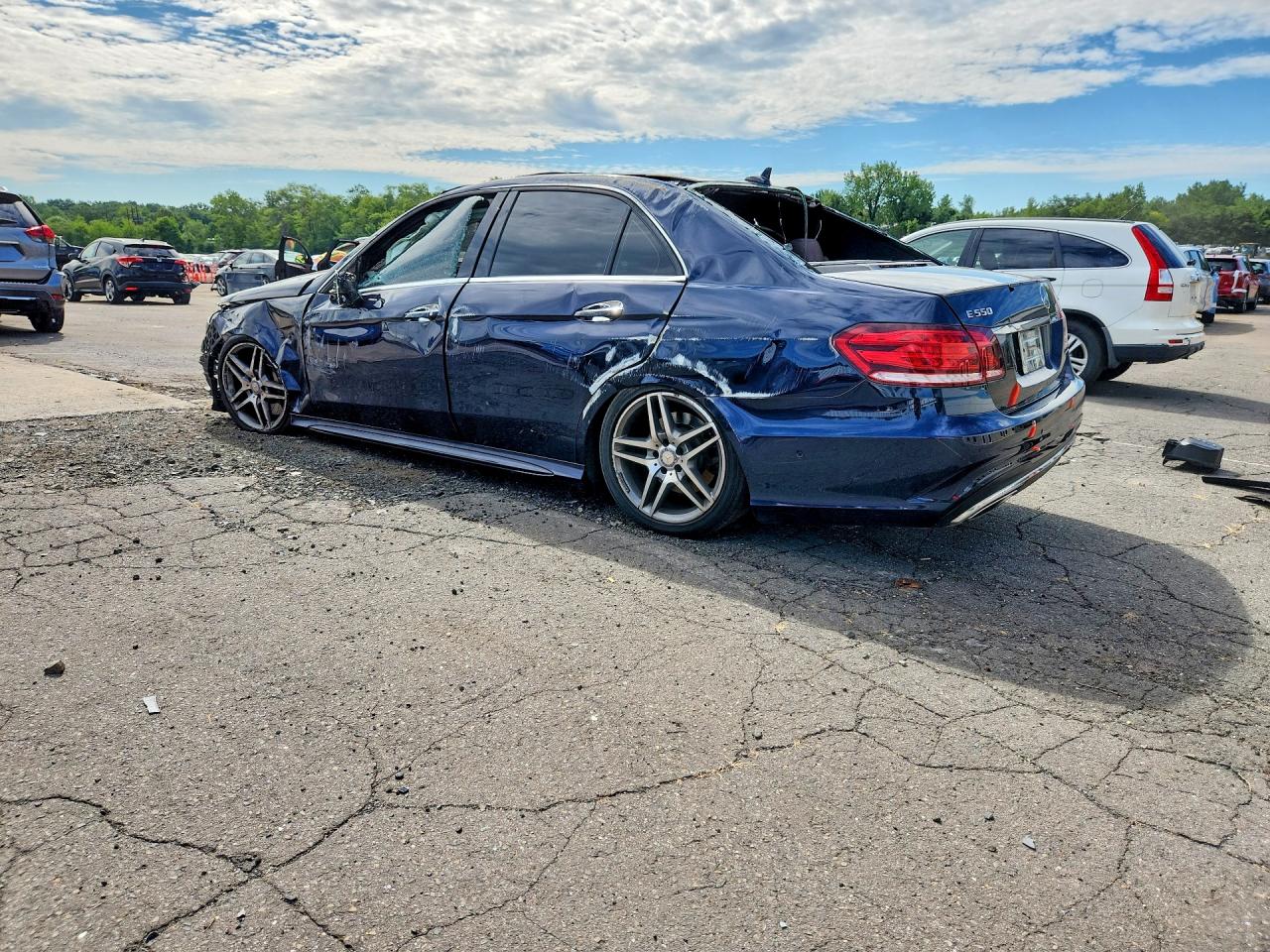 2014 MERCEDES-BENZ E 550 4MATIC — снимка 2