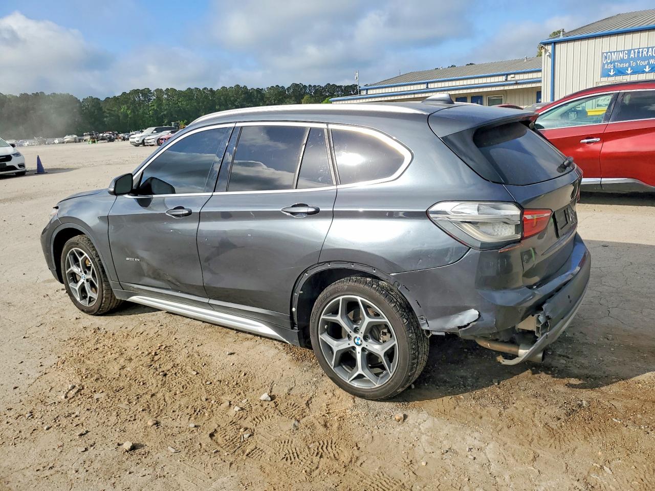 2017 BMW X1 SDRIVE28I — снимка 2