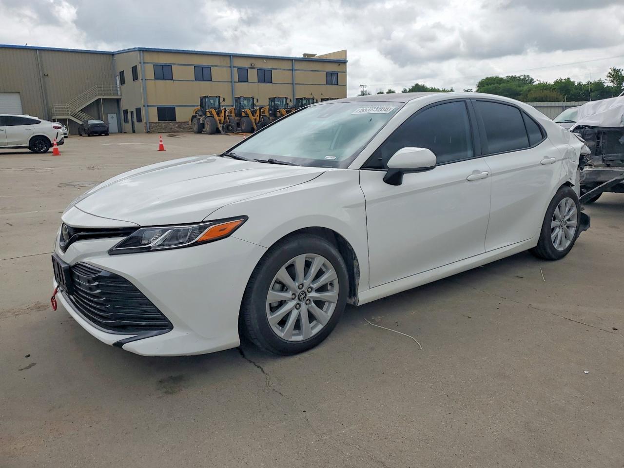 2020 TOYOTA CAMRY LE