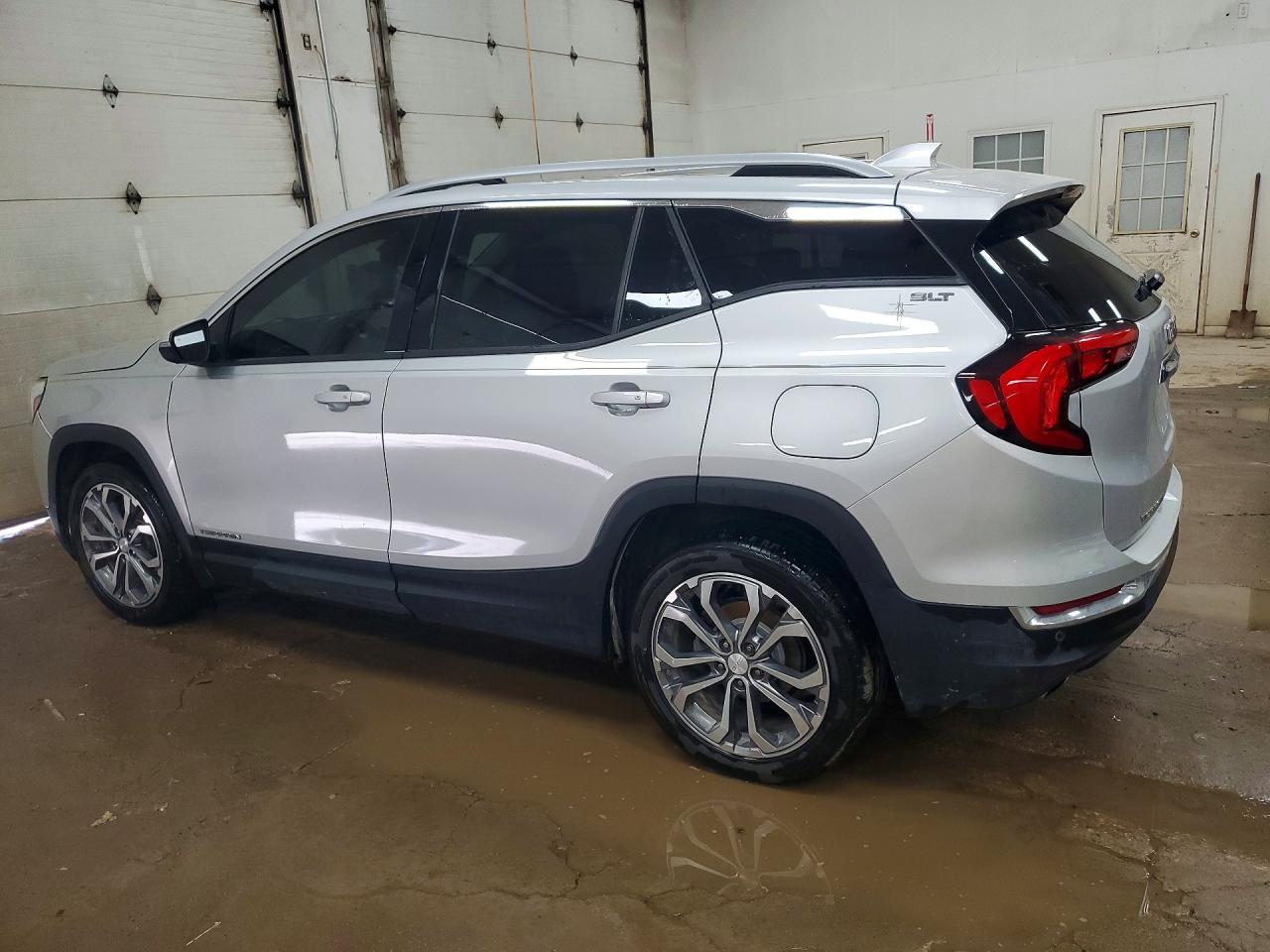 2019 GMC TERRAIN SLT — снимка 2