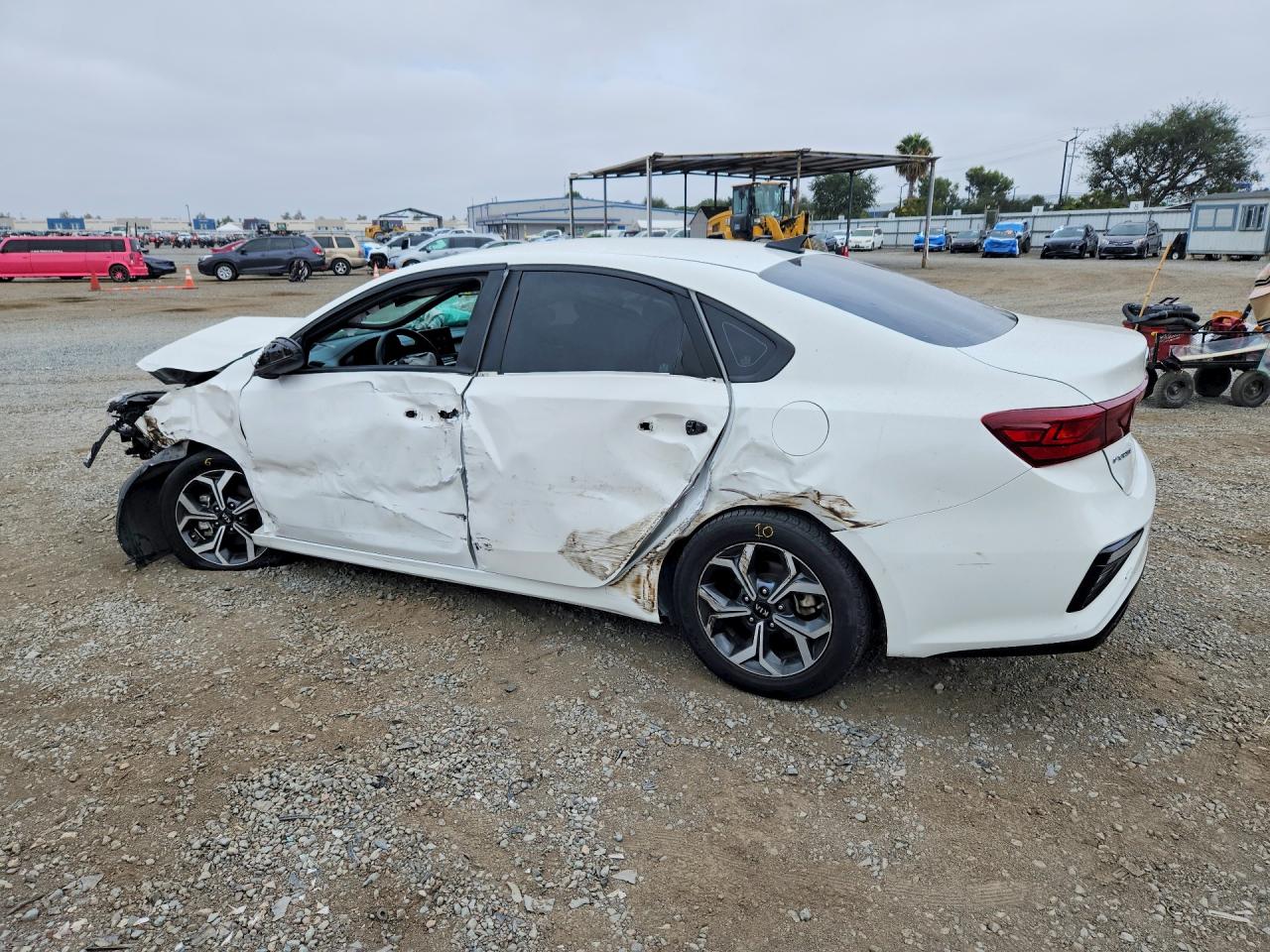 2021 KIA FORTE LXS — снимка 2