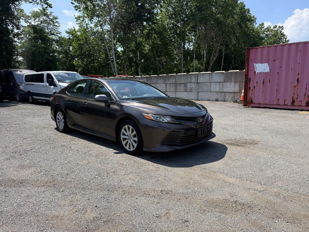 2018 TOYOTA CAMRY LE