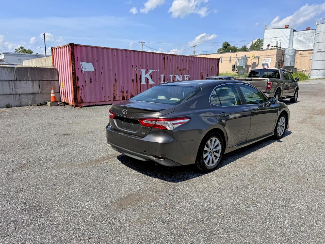 2018 TOYOTA CAMRY LE — снимка 4