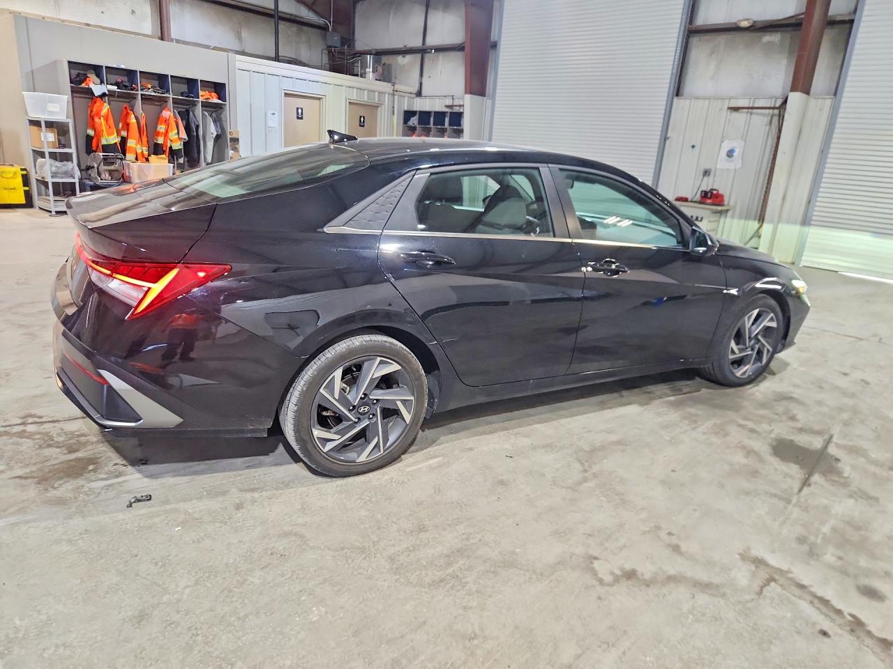 2025 HYUNDAI ELANTRA SEL — снимка 3