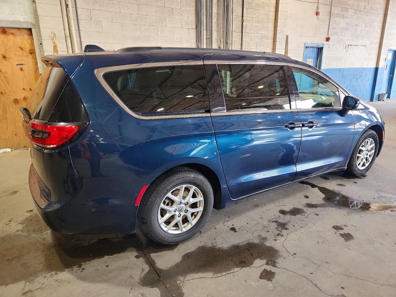 2022 CHRYSLER PACIFICA TOURING L — снимка 3