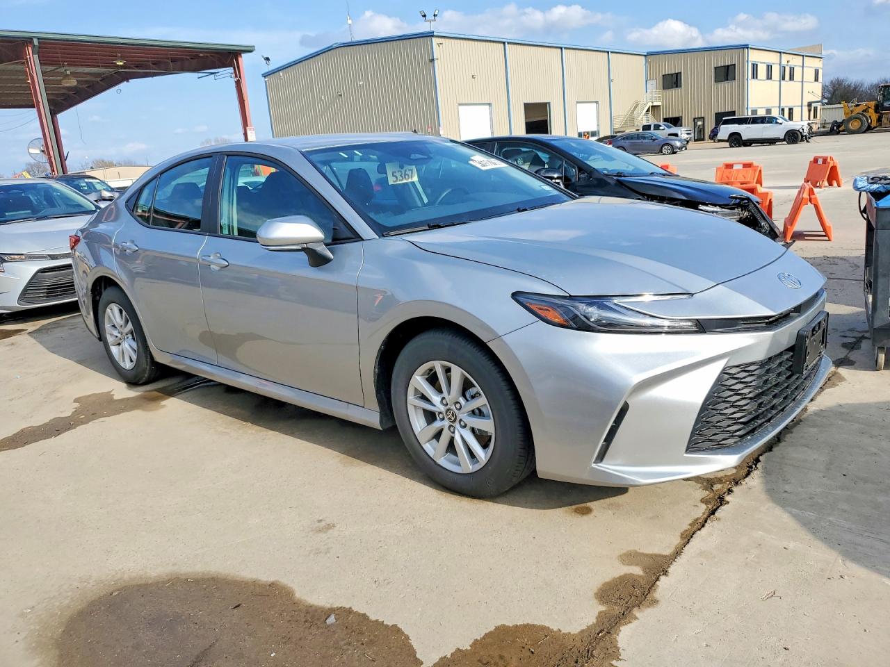2026 TOYOTA CAMRY LE — снимка 4