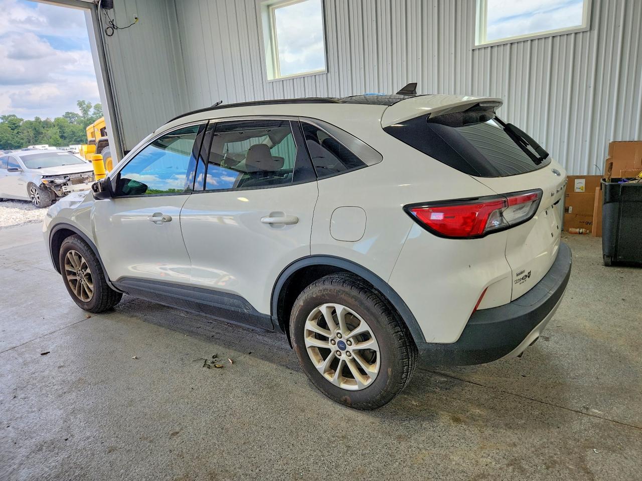 2021 FORD ESCAPE SE — снимка 2