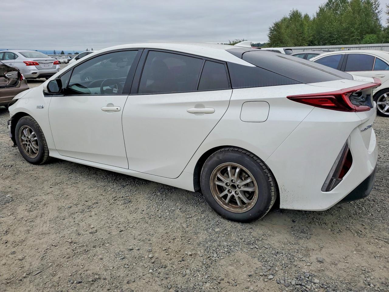 2017 TOYOTA PRIUS PRIME PREMIUM — снимка 2