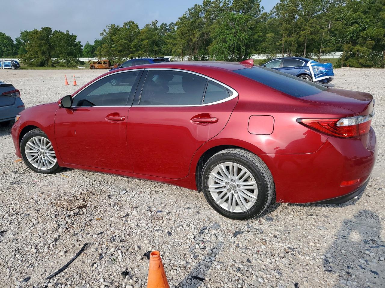 2015 LEXUS ES 350 — снимка 2