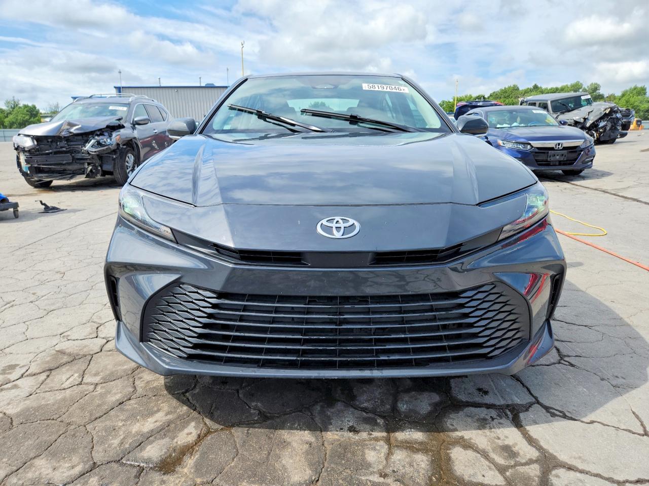 2025 TOYOTA CAMRY LE — снимка 5