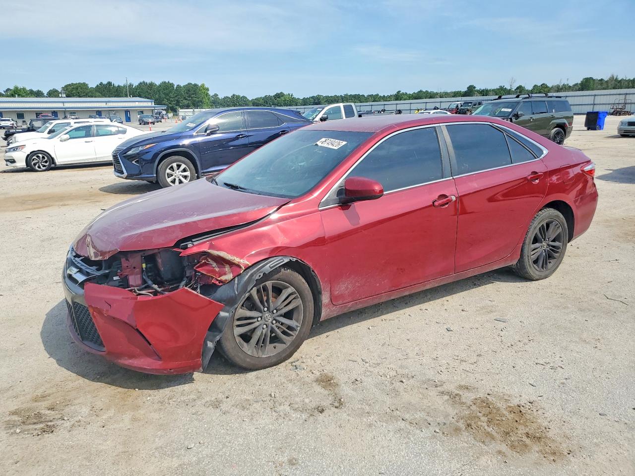 2016 TOYOTA CAMRY SE