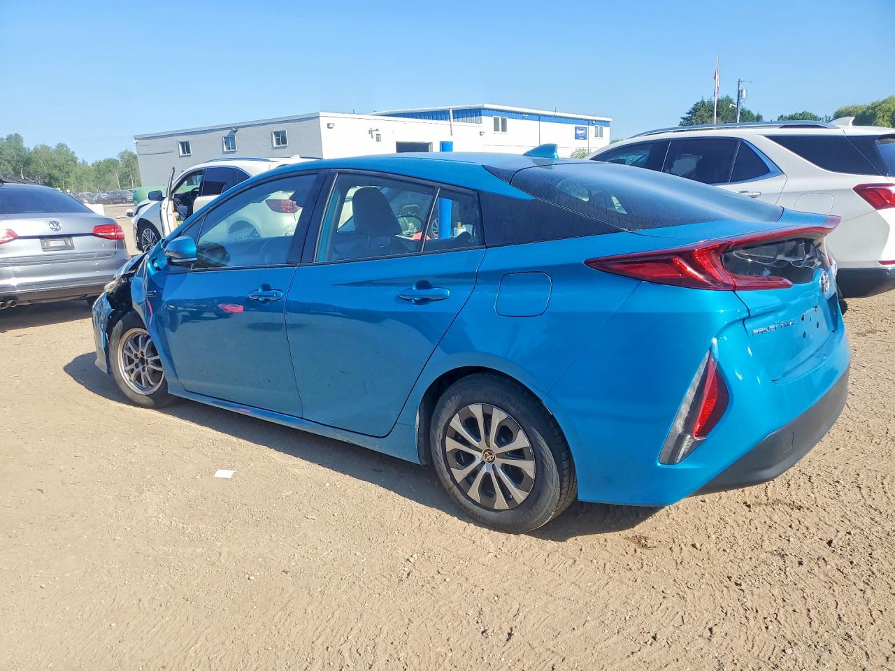 2020 TOYOTA PRIUS PRIME LE — снимка 2