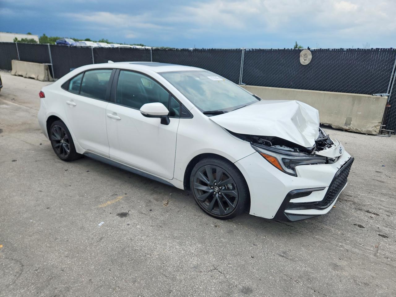 2023 TOYOTA COROLLA XSE — снимка 4