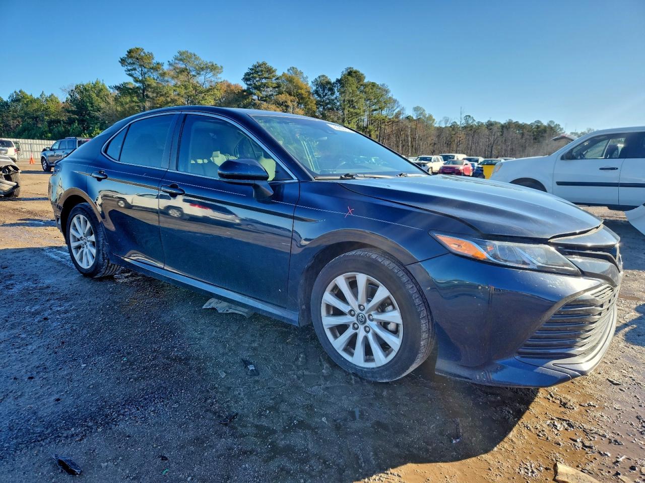 2020 TOYOTA CAMRY LE — снимка 4