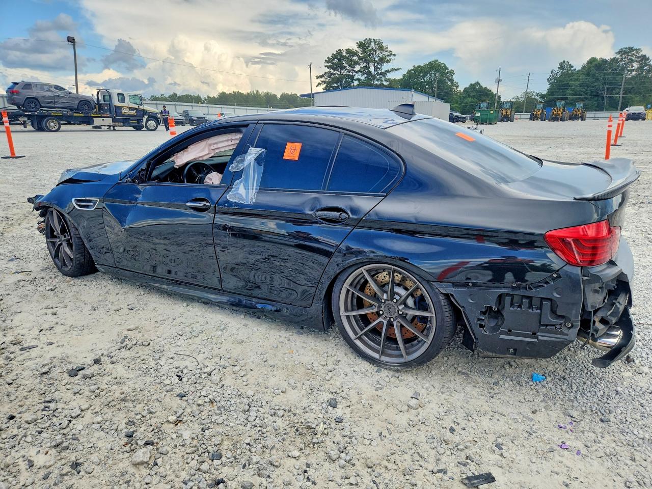 2016 BMW M5 — снимка 2