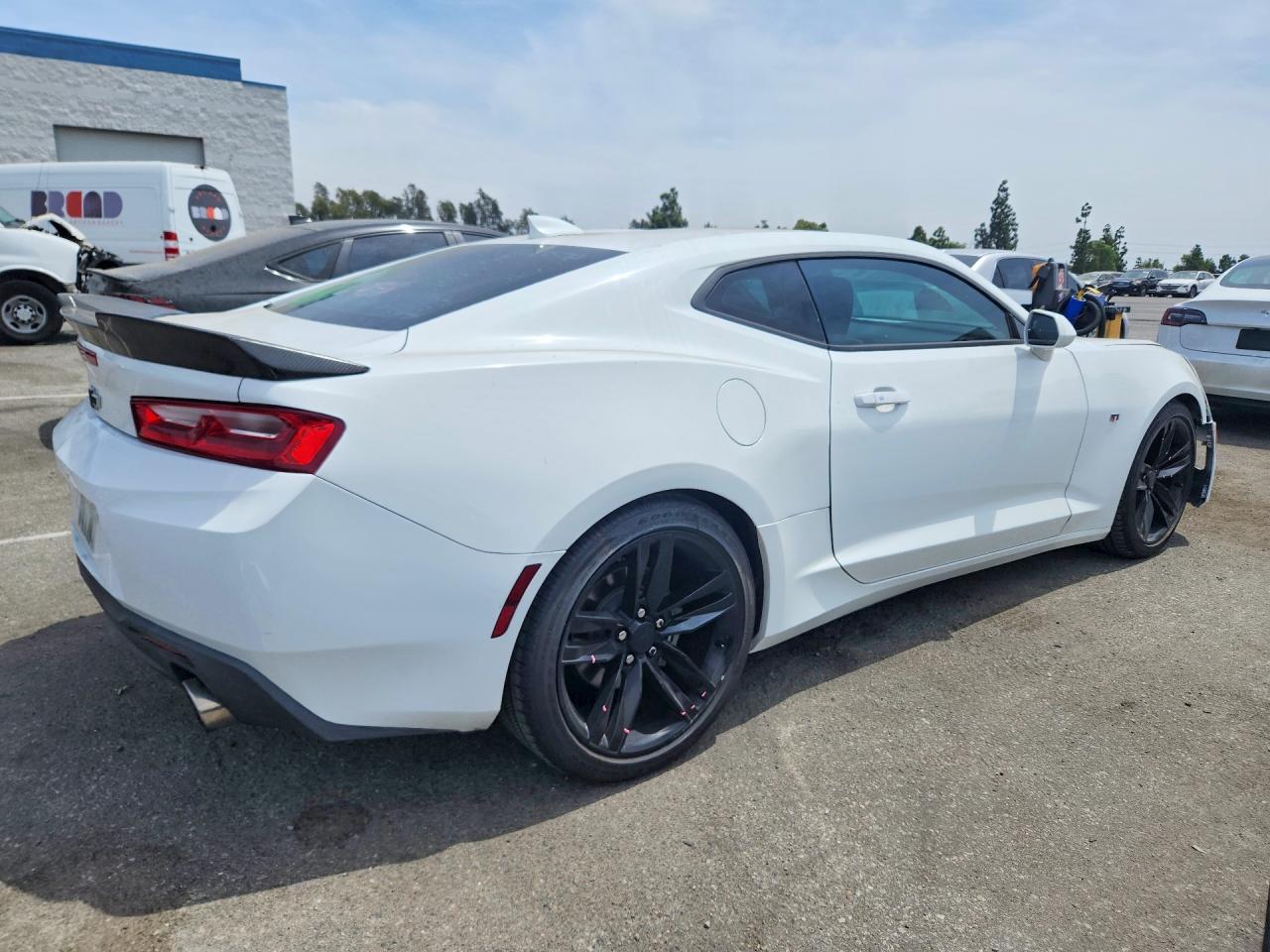 2018 CHEVROLET CAMARO LT — снимка 3