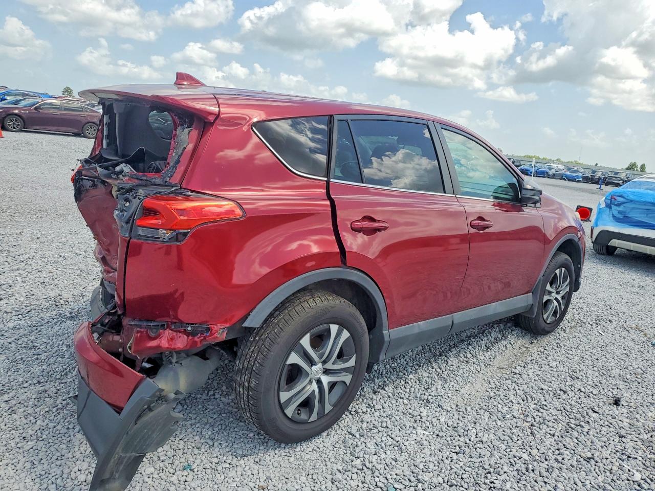 2018 TOYOTA RAV4 LE — снимка 3