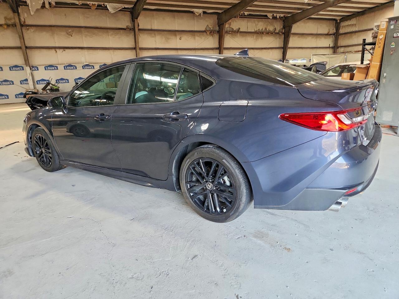 2026 TOYOTA CAMRY SE — снимка 2