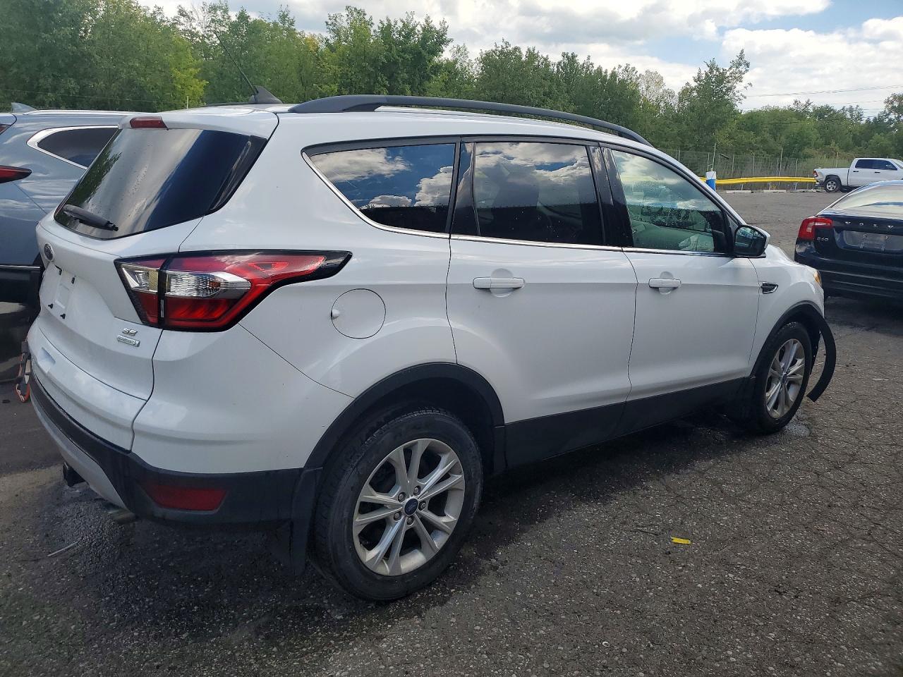 2018 FORD ESCAPE SE — снимка 3