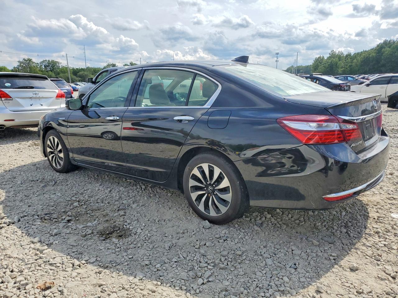 2017 HONDA ACCORD HYBRID EXL — снимка 2