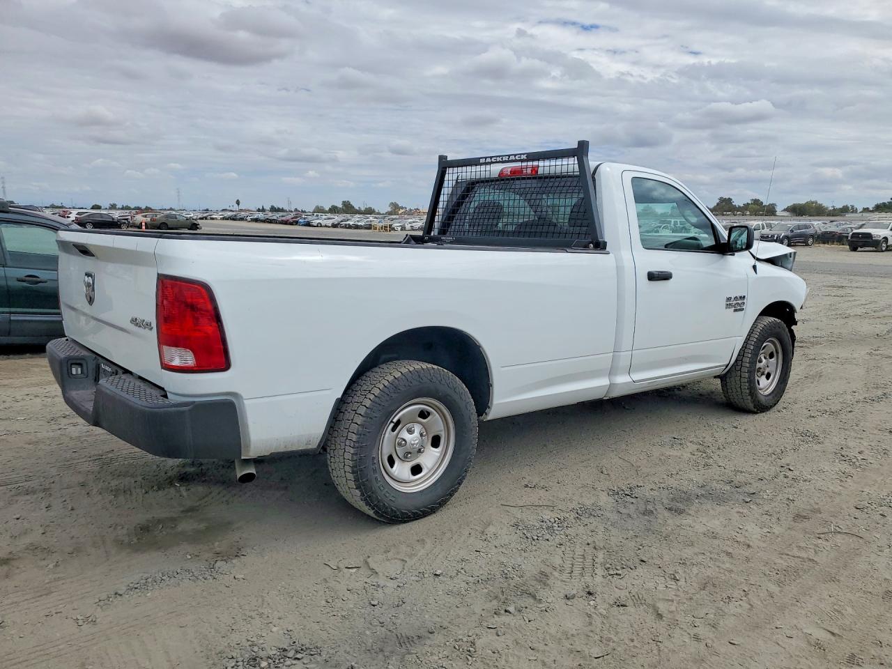 2023 RAM 1500 CLASSIC TRADESMAN — снимка 3