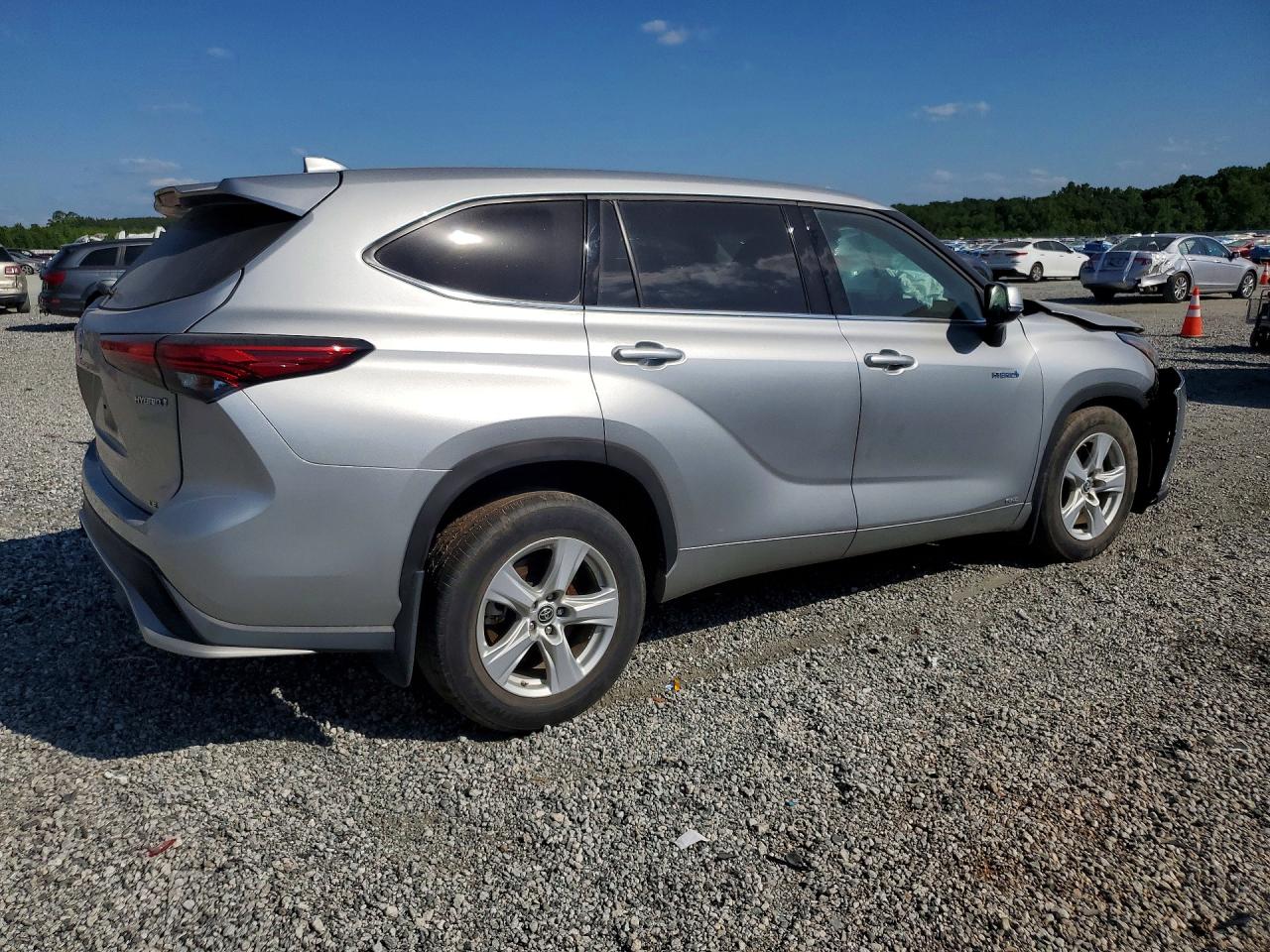2021 TOYOTA HIGHLANDER HYBRID LE — снимка 3