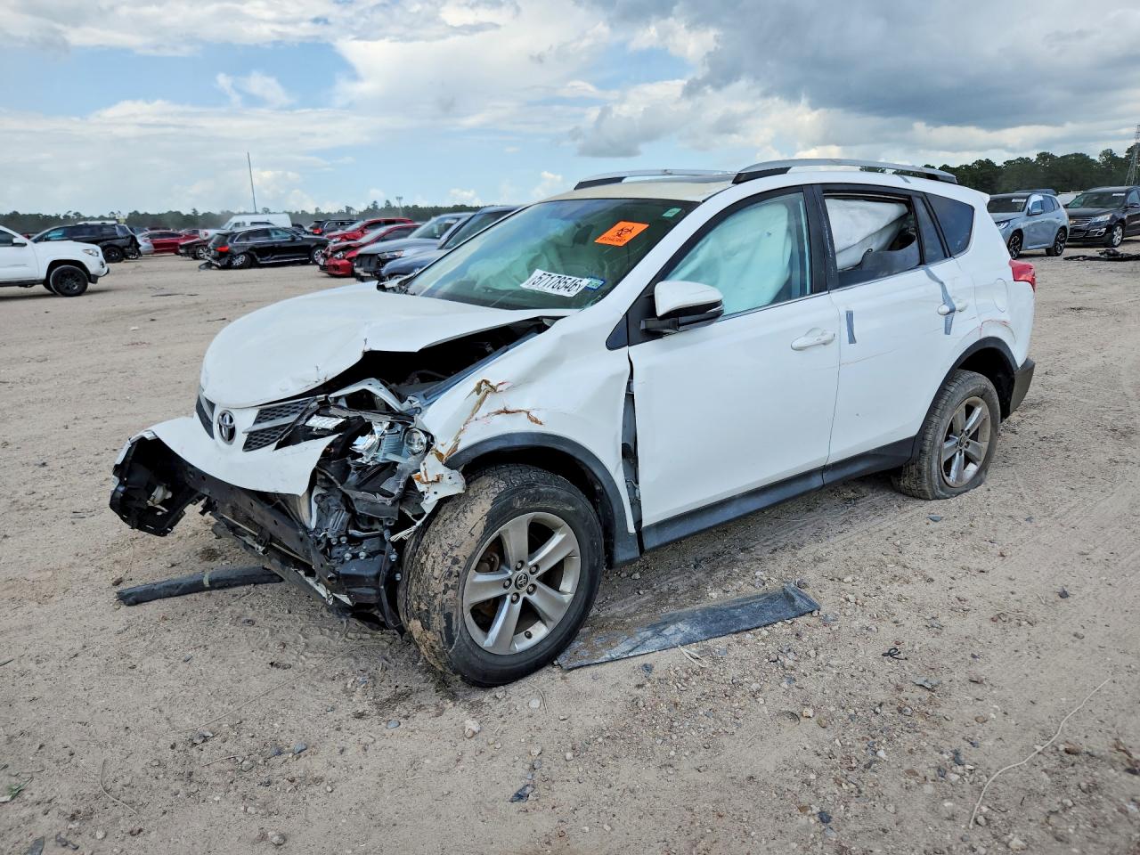 2015 TOYOTA RAV4 XLE