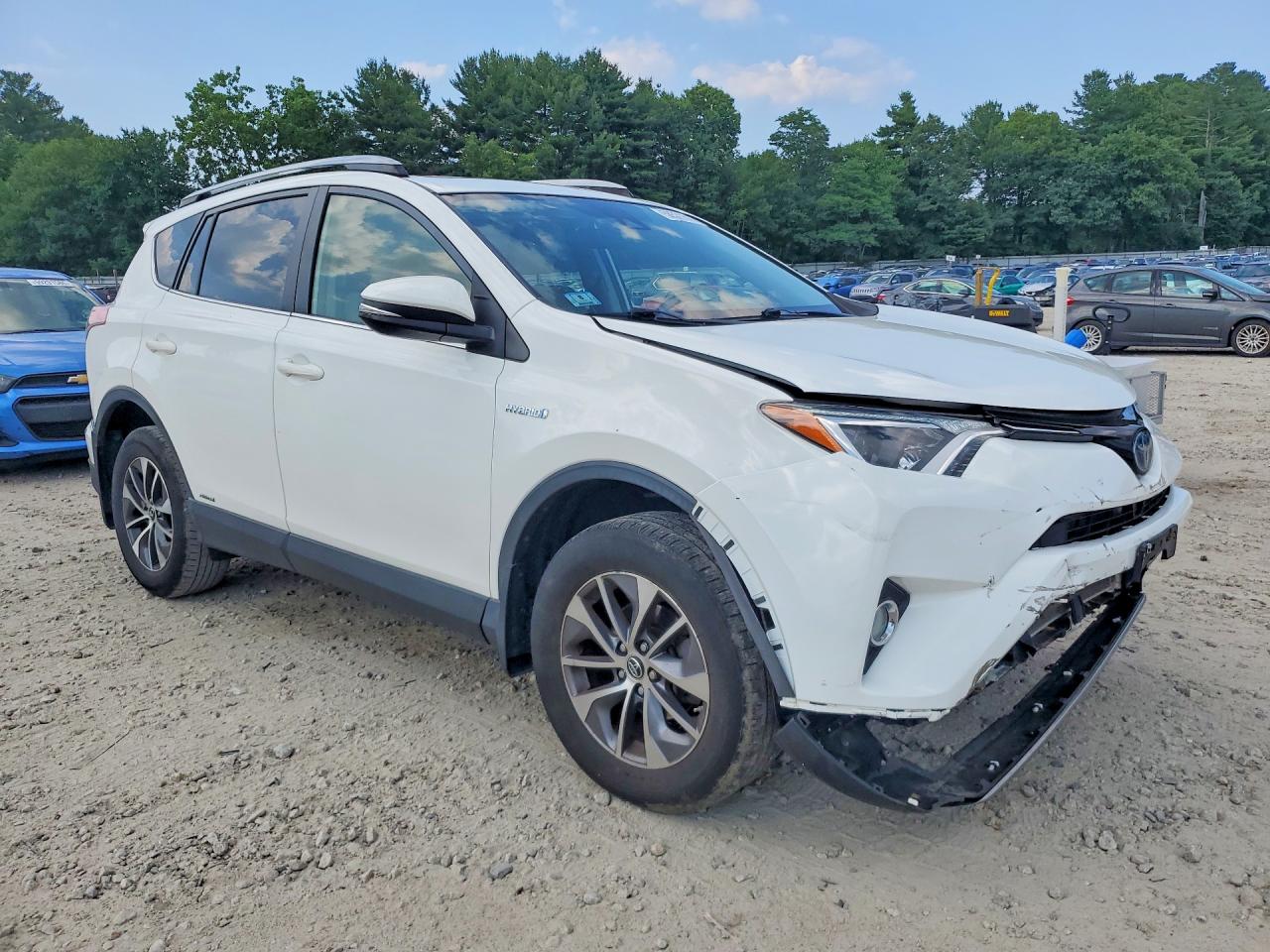 2018 TOYOTA RAV4 HYBRID XLE — снимка 4
