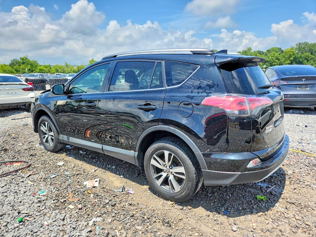 2018 TOYOTA RAV4 XLE — снимка 2