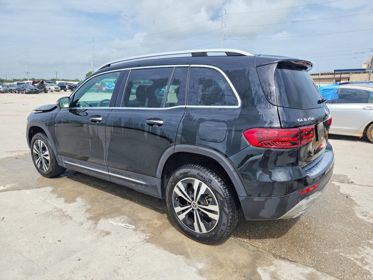 2025 MERCEDES-BENZ GLB 250 — снимка 2