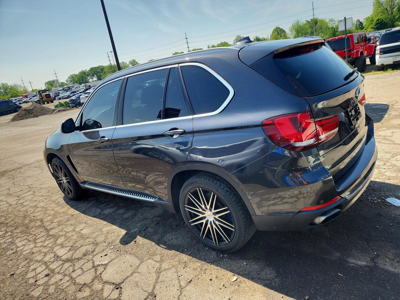 2015 BMW X5 XDRIVE50I — снимка 2