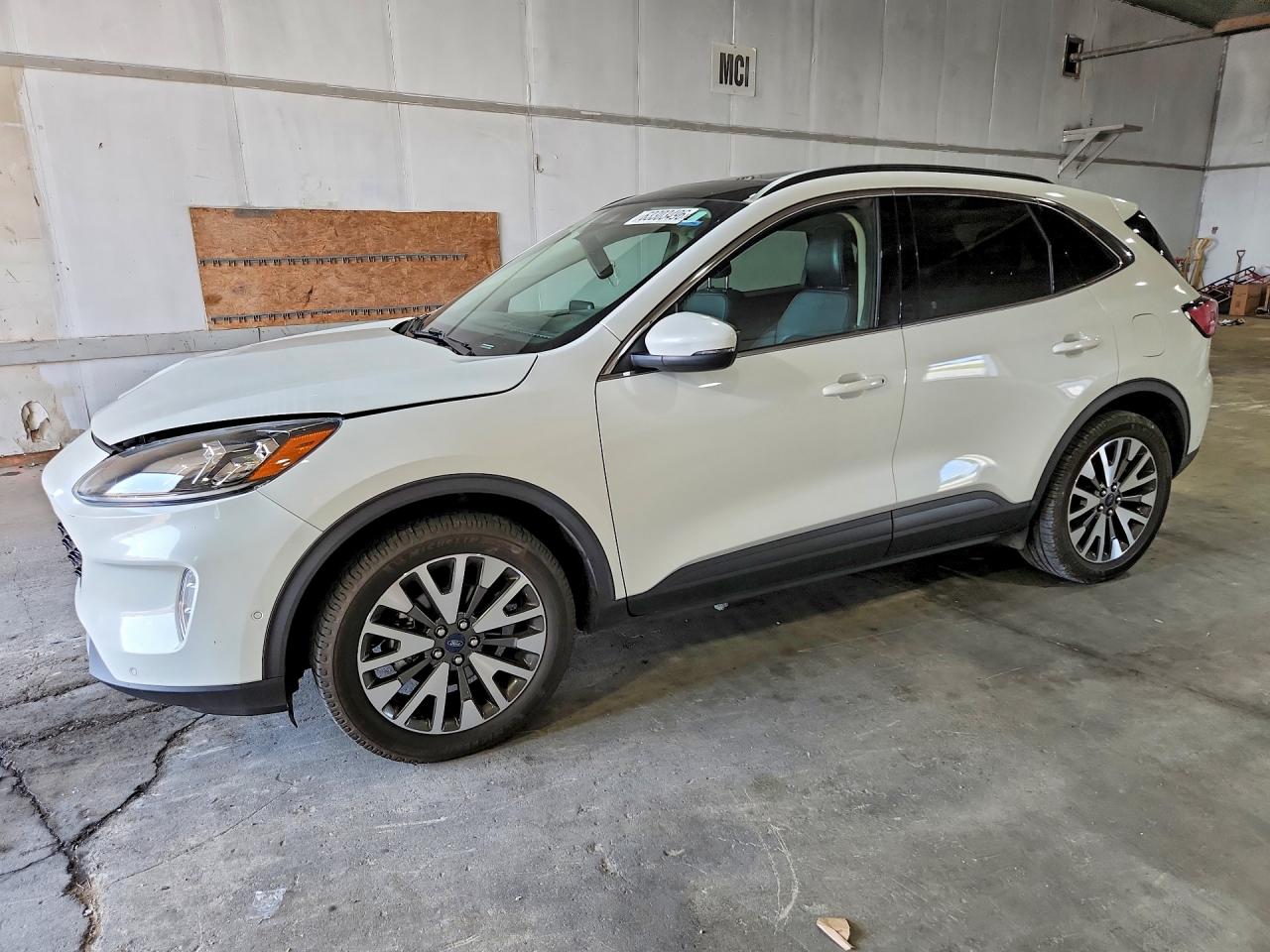 2020 FORD ESCAPE TITANIUM