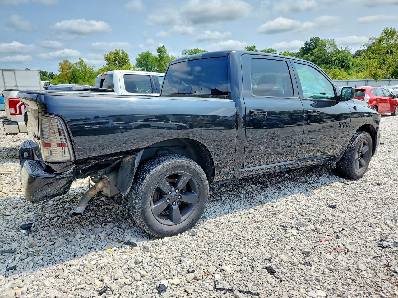 2017 RAM 1500 ST — снимка 3