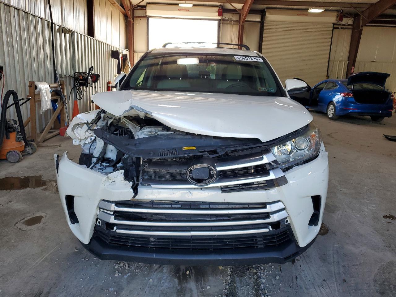 2018 TOYOTA HIGHLANDER LE — снимка 5