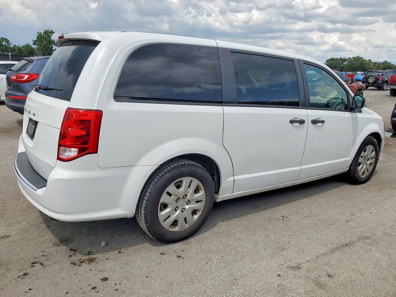 2020 DODGE GRAND CARAVAN SE — снимка 3