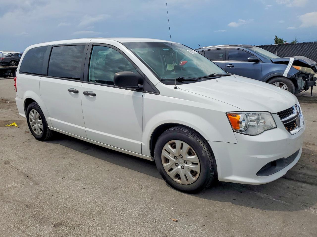 2020 DODGE GRAND CARAVAN SE — снимка 4