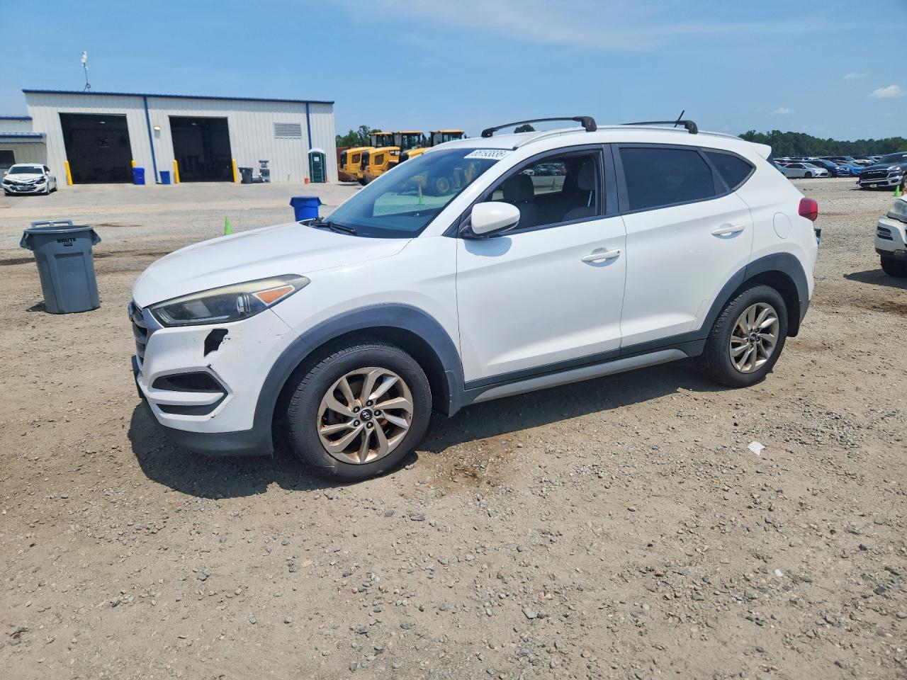 2017 HYUNDAI TUCSON SE