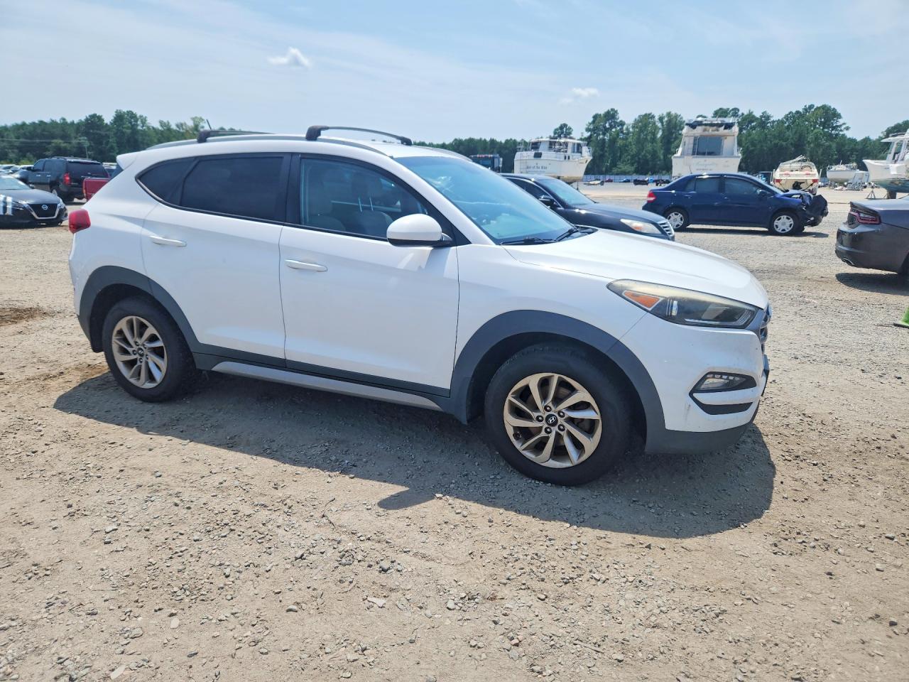 2017 HYUNDAI TUCSON SE — снимка 4