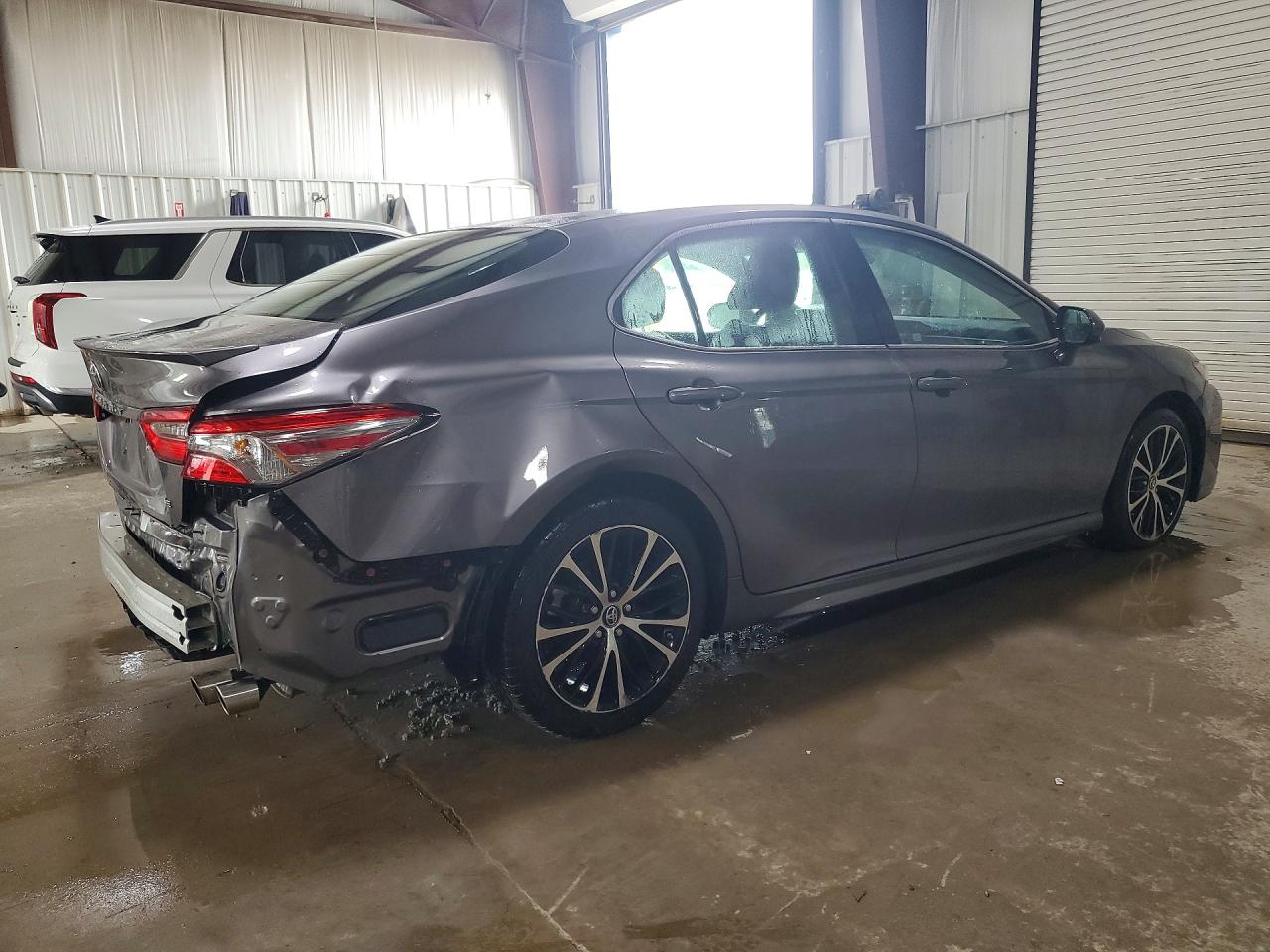 2018 TOYOTA CAMRY SE — снимка 3