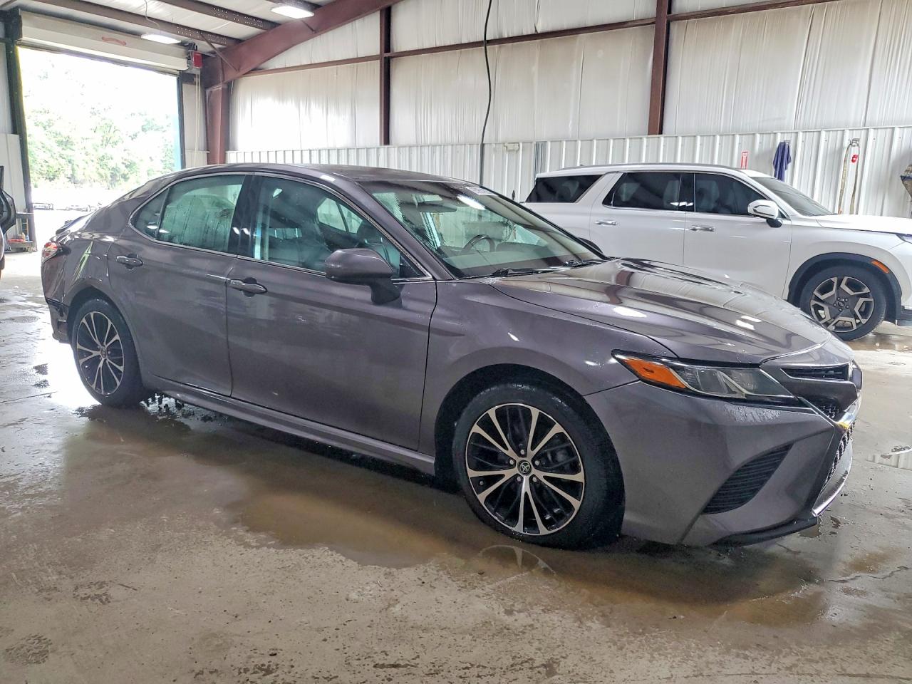 2018 TOYOTA CAMRY SE — снимка 4