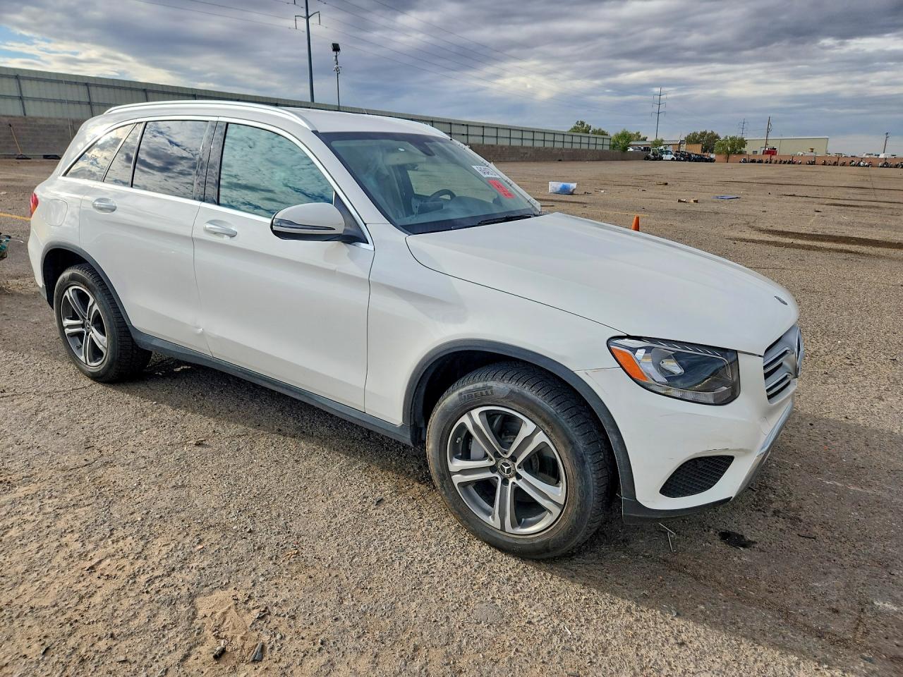 2019 MERCEDES-BENZ GLC 300 4MATIC — снимка 4