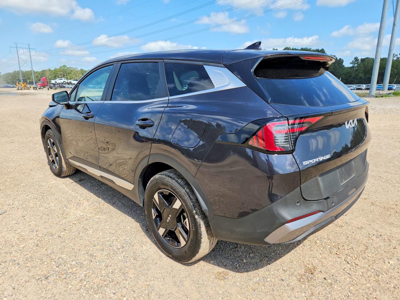 2026 KIA SPORTAGE LX — снимка 2