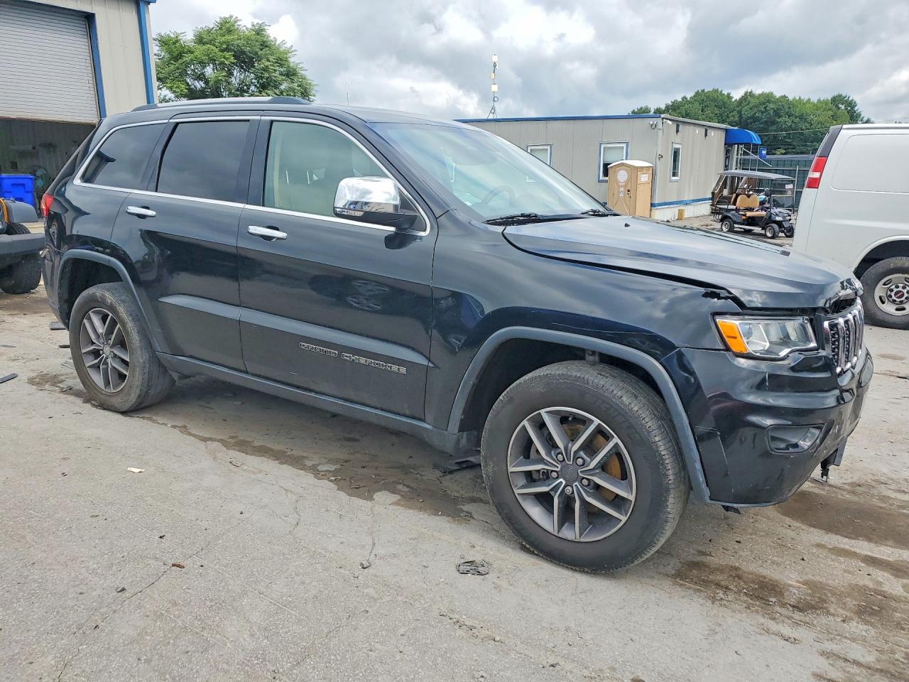 2017 JEEP GRAND CHEROKEE LIMITED — снимка 4