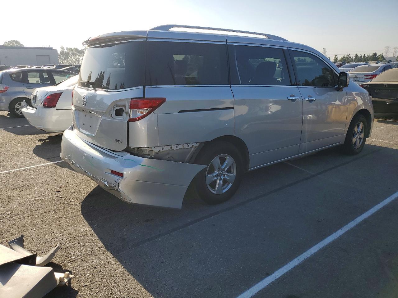 2016 NISSAN QUEST 3.5 SV — снимка 3