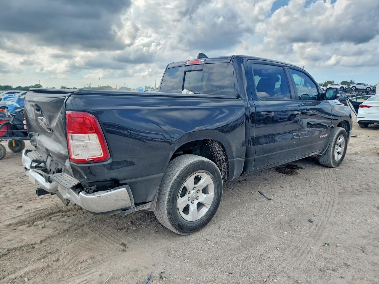 2021 RAM 1500 BIG HORN — снимка 3