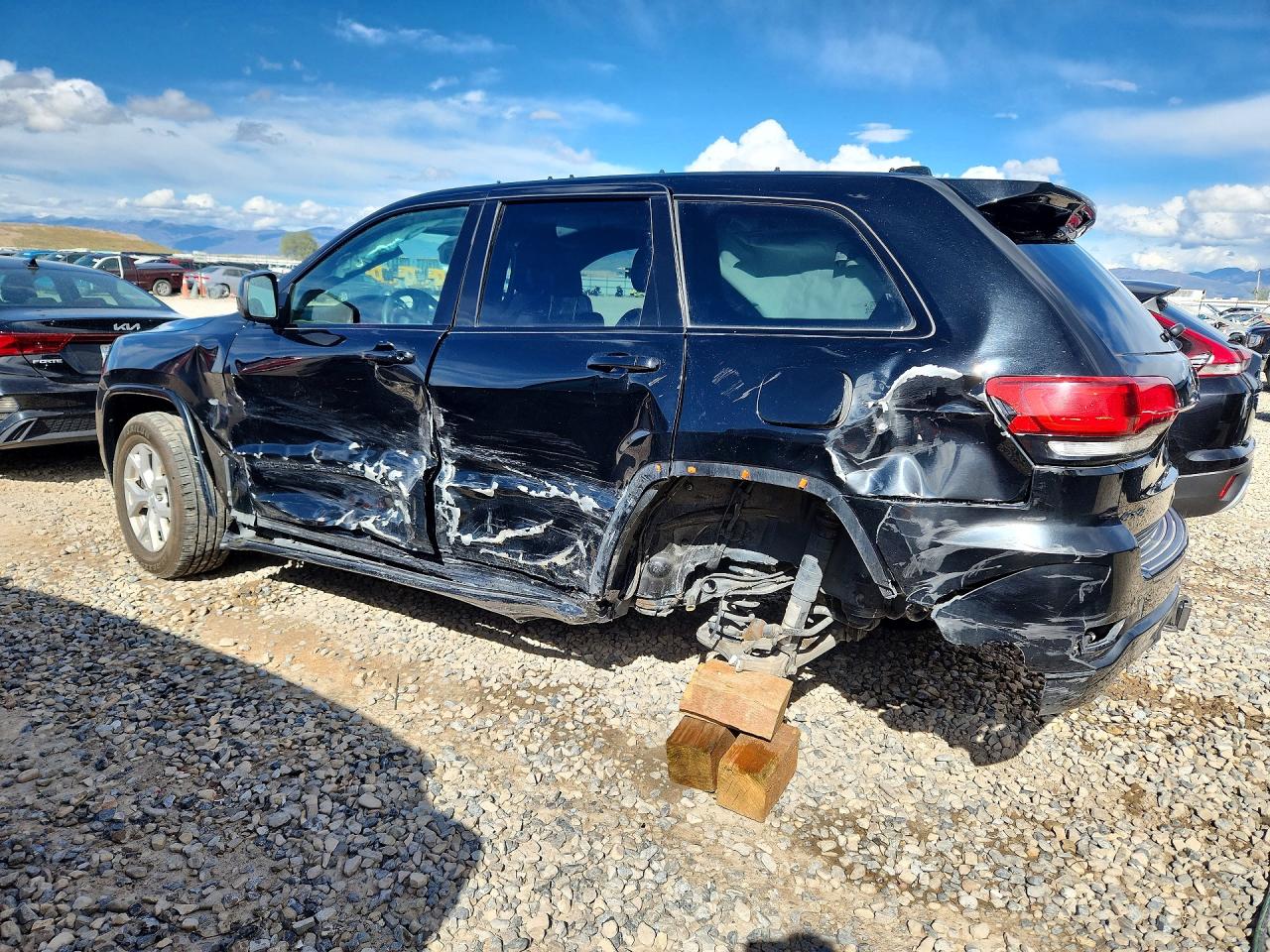 2017 JEEP GRAND CHEROKEE LAREDO — снимка 2